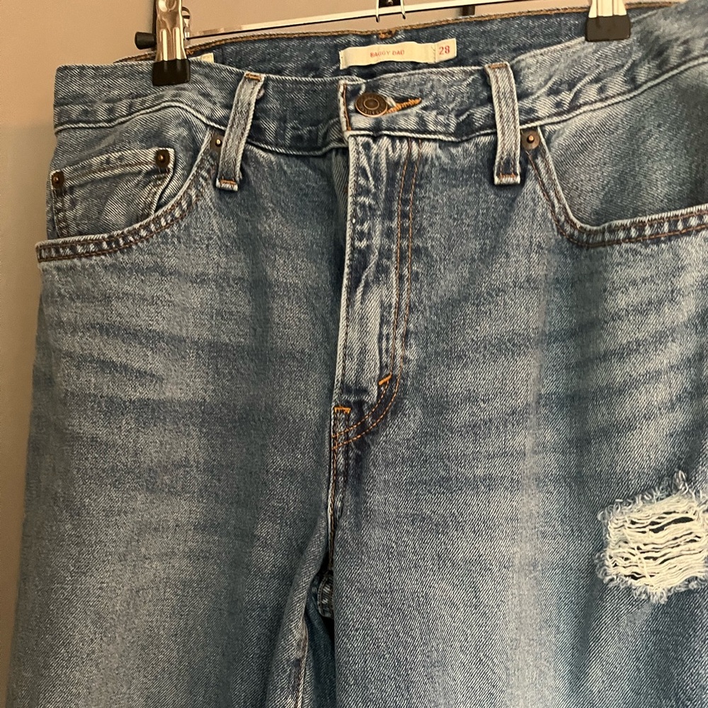 Levis baggy dad